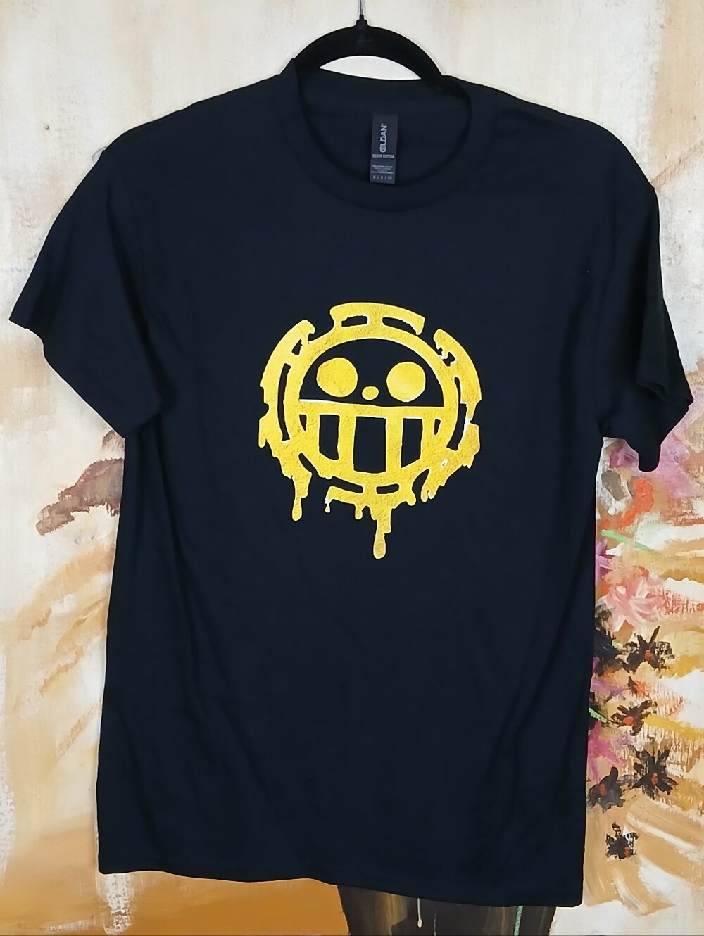 Gildan Heavy Cotton One Piece Trafalgar Law Graphic T-Shirt - Size Small